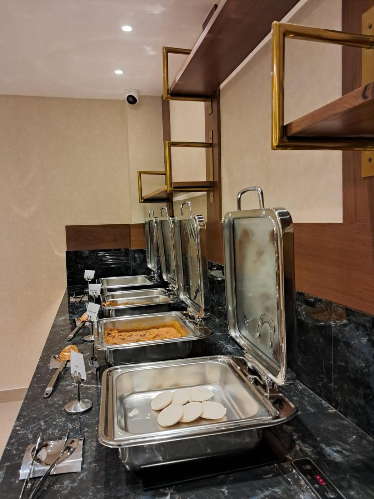 Kowju Airport Hotel Calicut Kondotty Εξωτερικό φωτογραφία
